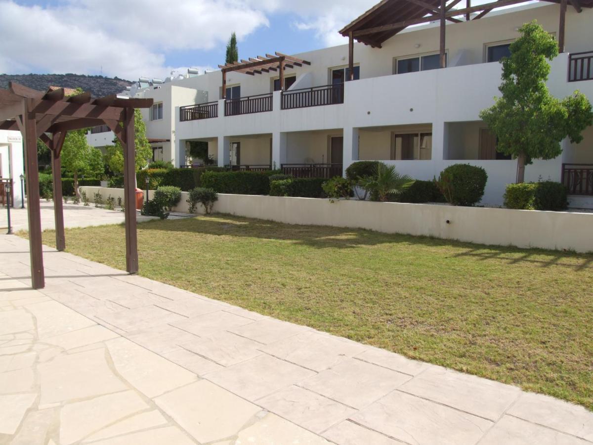 Pleasantly Furnished Apartment B201 With Large Terrace, Wi-Fi & Android Tv Péjia Kültér fotó